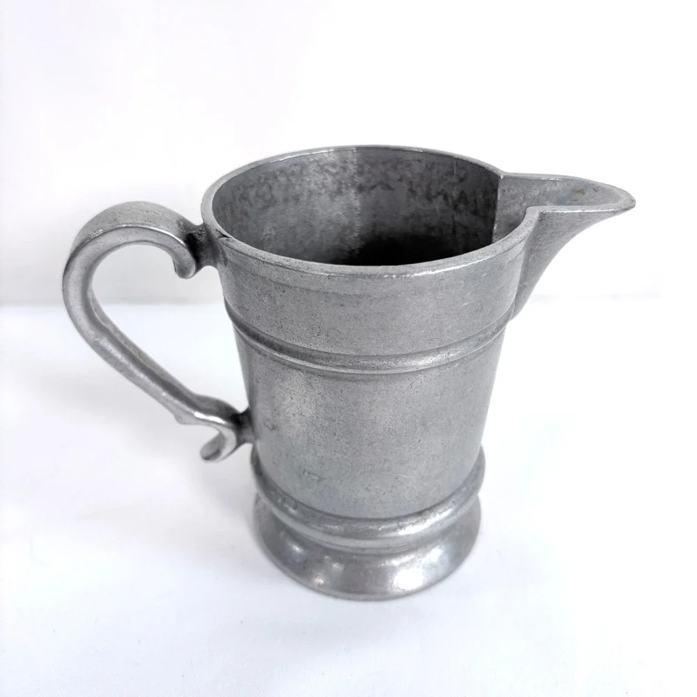 Wilton Armetale Creamer Pitcher Silver Pewter Finish 16oz End‎ Spout